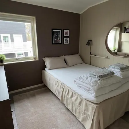 Villa Moderne I Naerheten Av Flott Naturomrade *