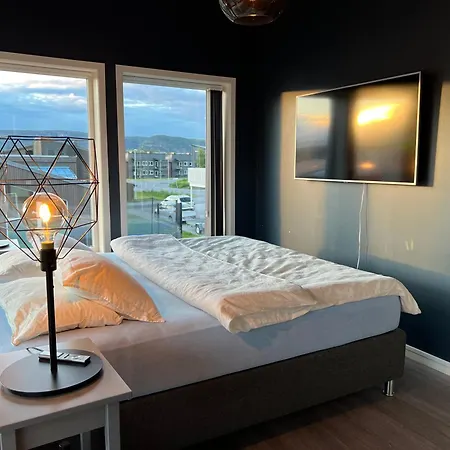 Villa Moderne I Naerheten Av Flott Naturomrade